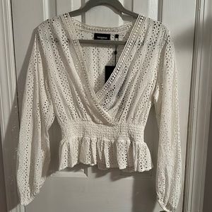 The Kooples Perforate Flowers White Top Size 1 (US 6)